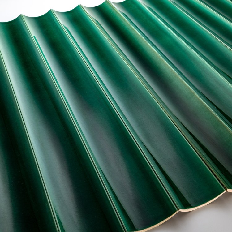 Ragazzone Fluto in Emerald, glossy crackle